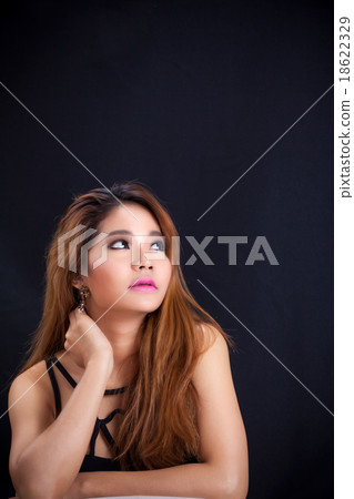 Portrait of beautiful Asian girl Portrait of beautiful Asian girl 18622329