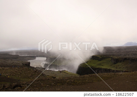 The landscape with waterfall 18622507