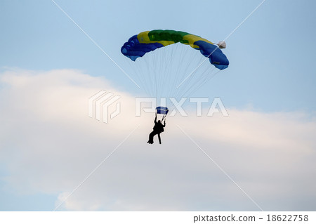 unidentified skydivers, parachutist 18622758