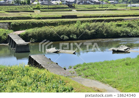 Shimanto River Wakai Settlement Bridge Shimanto River Wakai Settlement Bridge 18624340