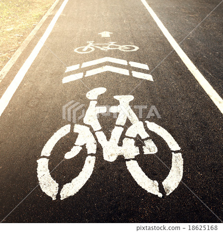 bicycle lane sign on the road 18625168