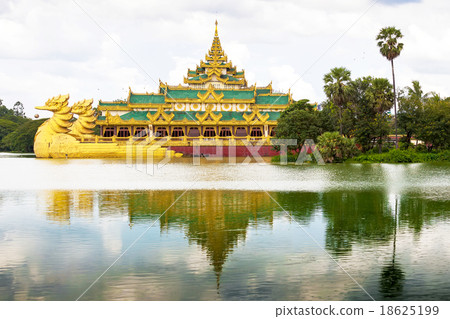 Yangon icon landmark and tourist attraction Yangon icon landmark and tourist attraction 18625199