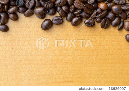 coffee beans on wood background coffee beans on wood background 18626007