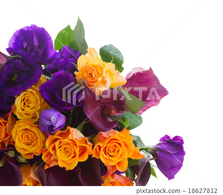 Calla lilly and eustoma flowers 18627812
