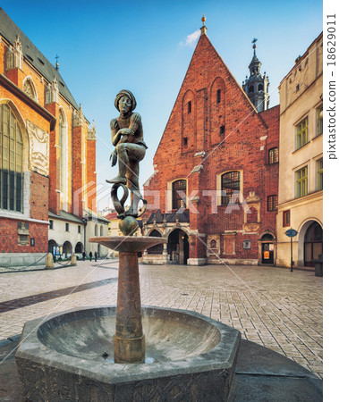 Krakow old town 18629011