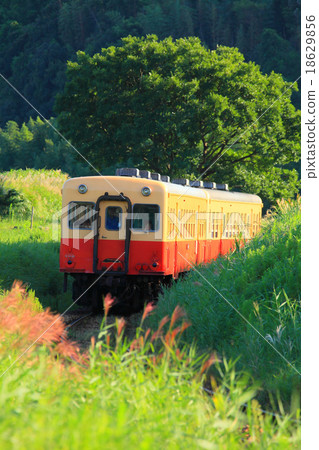 鐵路攀登山谷 鐵路攀登山谷 18629856