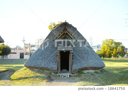 靜岡熔岩遺址,修復了坑洼住宅 靜岡熔岩遺址,修復了坑洼住宅 18641750