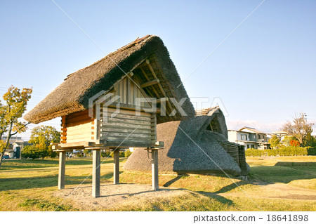 靜岡熔岩遺址，高層倉庫 18641898