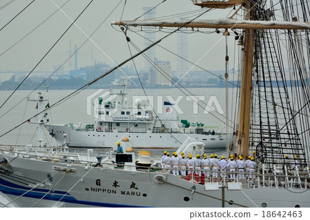 Sailing vessel Nihon Maru entrance port Sailing vessel Nihon Maru entrance port 18642463