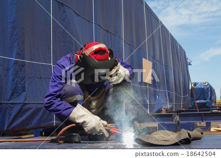 Welding work Welding work 18642504