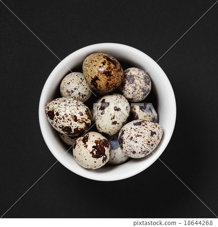 Quail eggs in a bowl Quail eggs in a bowl 18644268