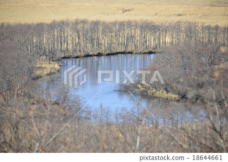 釧路在秋天停泊 18644661