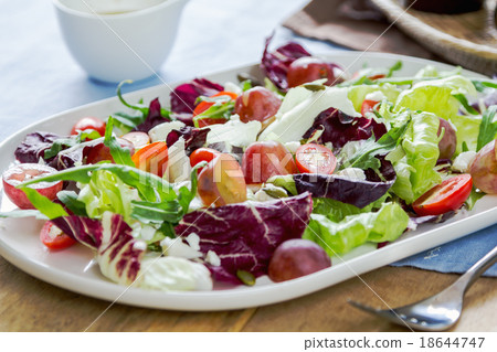 Grape with Radicchio, Rocket and Feta cheese salad Grape with Radicchio, Rocket and Feta cheese salad 18644747