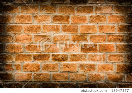 Brick wall 18647377