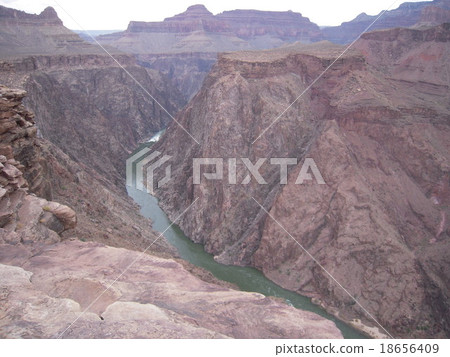 大峽谷的科羅拉多河 18656409
