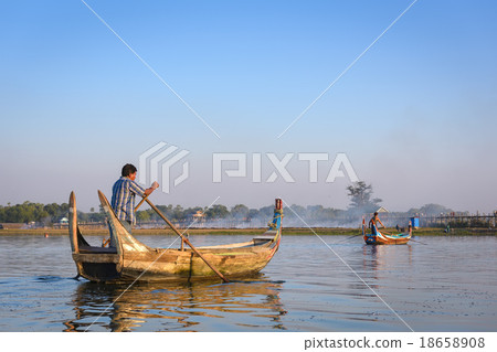U Bein Bridge, Myanmar longest teakwood bridge U Bein Bridge, Myanmar longest teakwood bridge 18658908