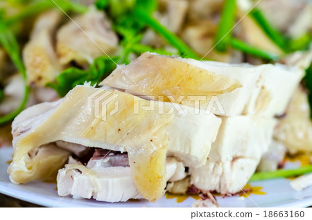 Chinese  steamed chicken . 18663160