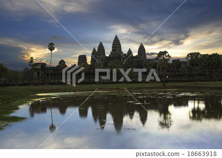 angkor wat 18663918