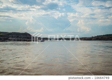 3000 bok ,Sam pan bok, Ubon-ratchathani. 3000 bok ,Sam pan bok, Ubon-ratchathani. 18664749