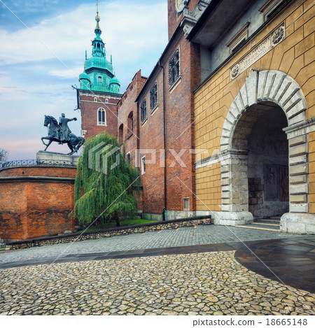 Krakow Wawel Royal Castle Krakow Wawel Royal Castle 18665148