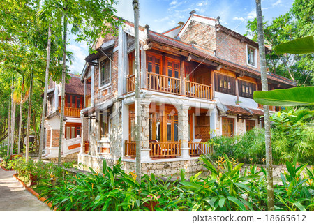 asian tropical garden 18665612