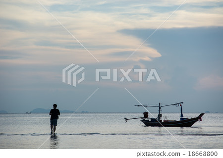 fisherman boat 18668800