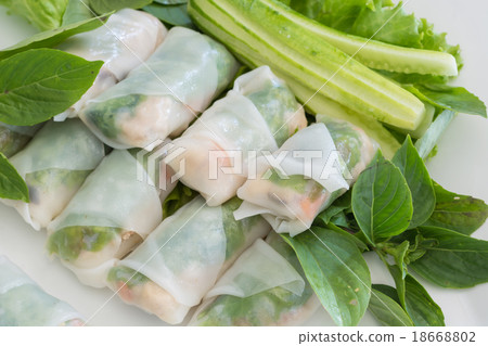 Thai food dish 18668802