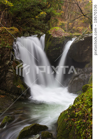 Sound water valley Meigami waterfall Sound water valley Meigami waterfall 18670336