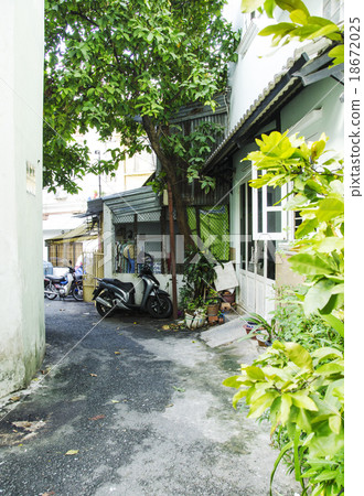 Ho Chi Minh City, back alleys of Vietnam, Vietnamese houses Ho Chi Minh City, back alleys of Vietnam, Vietnamese houses 18672025