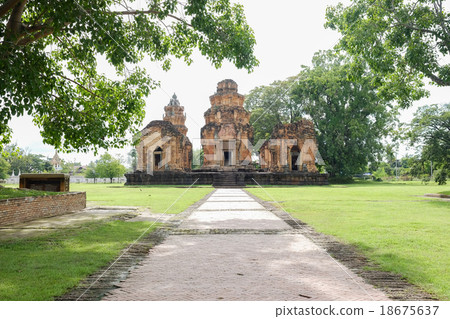 castle rock temple in sikhoraphum, surin, thailand 18675637