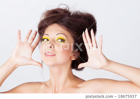 Woman in studio Woman in studio 18675937