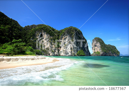 Laoliang Beach, Had Samran , Trang, Thailand 18677367