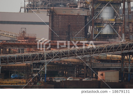  鋼鐵廠 18679131