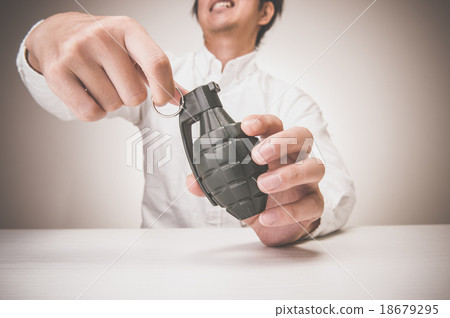 Grenade bomb 18679295