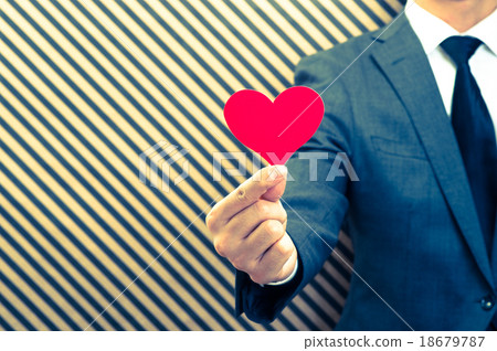 心臟標記和男性 18679787