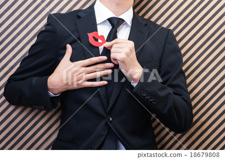 吻標記和商人 18679808