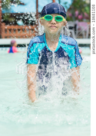 kids kids 18681108