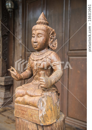 Thai angle statue 18681661
