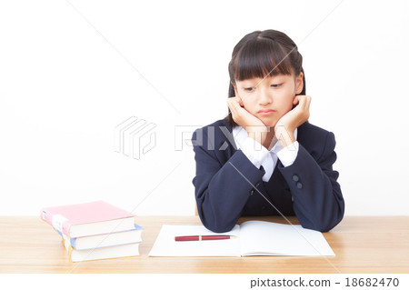 女生初中生不懂學業 18682470