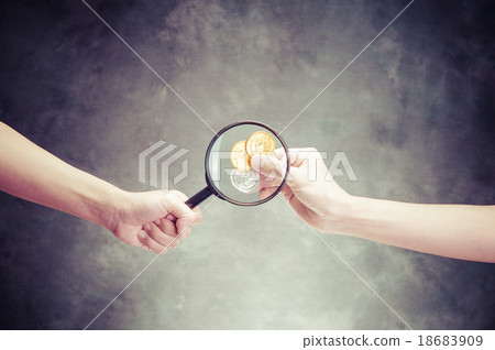 Magnifying glass found money Magnifying glass found money 18683909