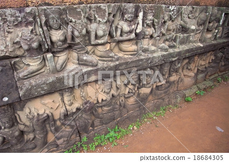 高棉雕塑 18684305