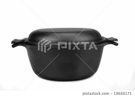 Front View On The Closed Cast Iron Pan Isolated Front View On The Closed Cast Iron Pan Isolated 18688171