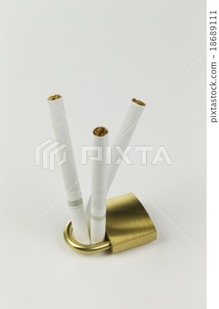 禁止吸煙的形象 禁止吸煙的形象 18689111