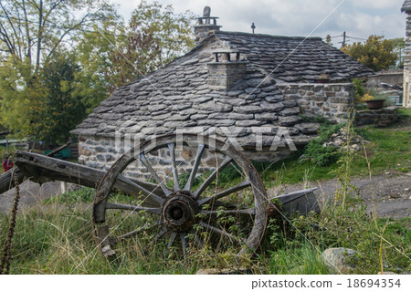 bread oven in Auvergne 18694354