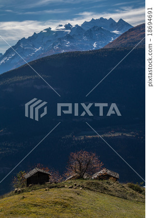 Autumn in alps swiss Autumn in alps swiss 18694691