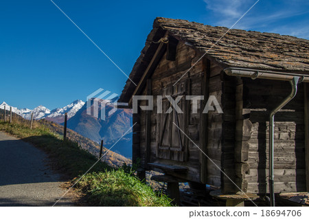 Autumn in alps swiss Autumn in alps swiss 18694706
