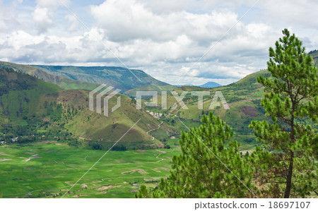 View of mountains in Sumatra 18697107