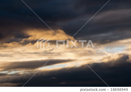 masses of dark clouds masses of dark clouds 18698949