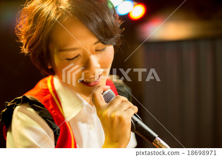 idol, sing, live 18698971