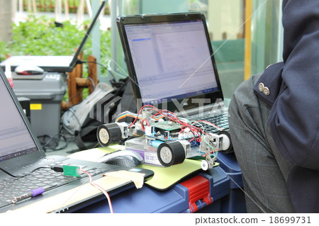 Adjustment landscape before MCU car _ race Adjustment landscape before MCU car _ race 18699731